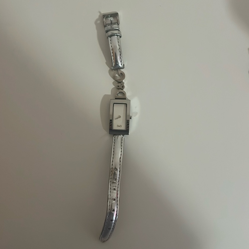Authentic dolce and gabbana leather watch
